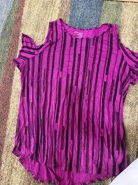 Women’s Purple Striped Cold-Shoulder Top 2X
